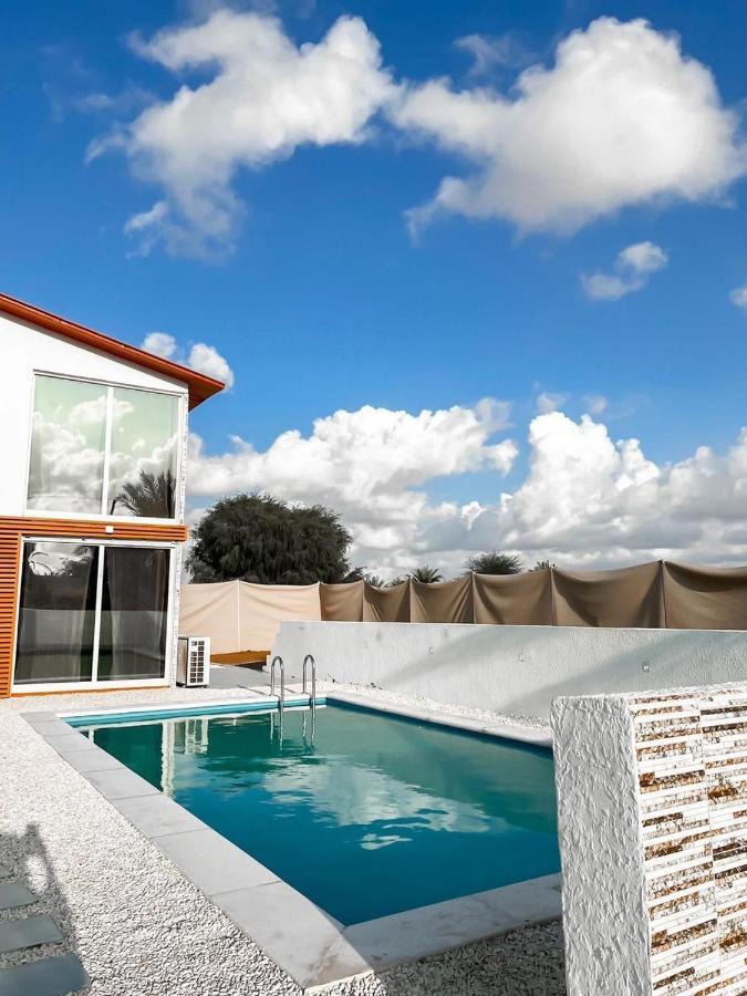 فيلا The Farm Chalet العين المظهر الخارجي الصورة